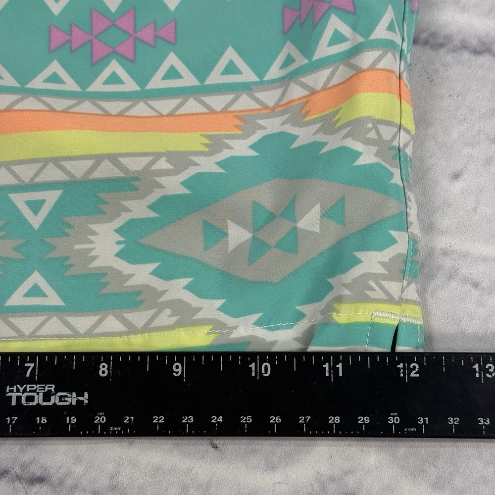 Chubbies Swim Trunks‎ Mens L Mesh Lined Aztec The En Fuegos 5.5" Classic Shorts - Picture 8 of 14